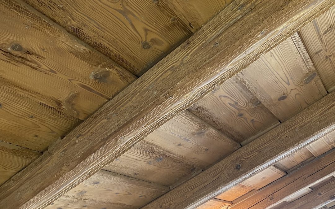 Vályogház fafödém felújítása